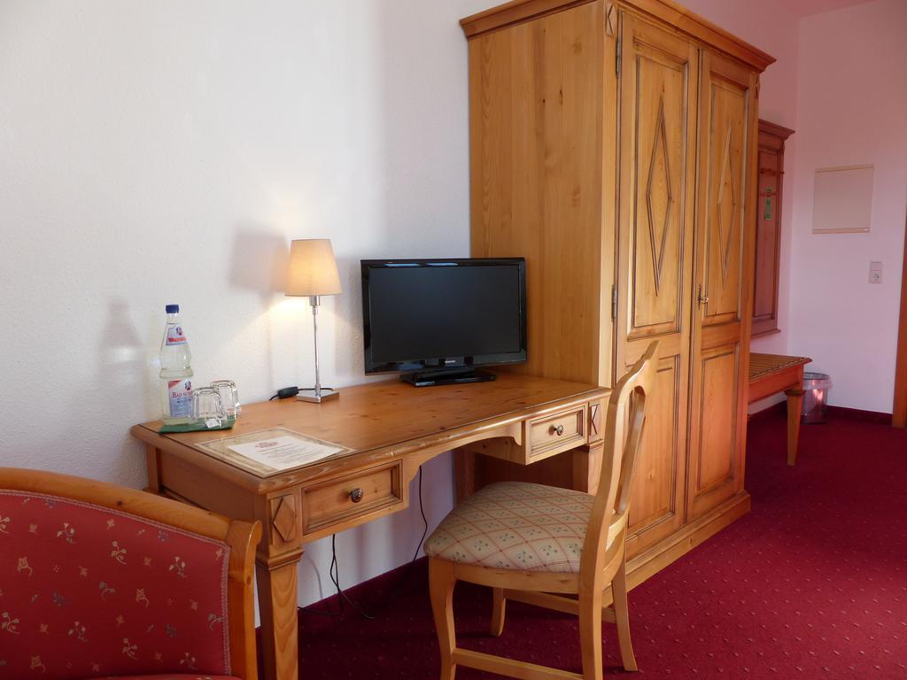 Hotel Zum Brauhaus เควดลินบวร์ก ภายนอก รูปภาพ