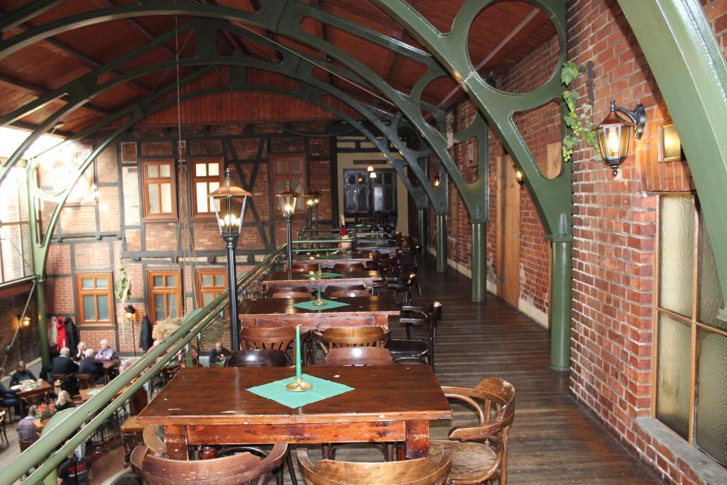 Hotel Zum Brauhaus เควดลินบวร์ก ภายนอก รูปภาพ